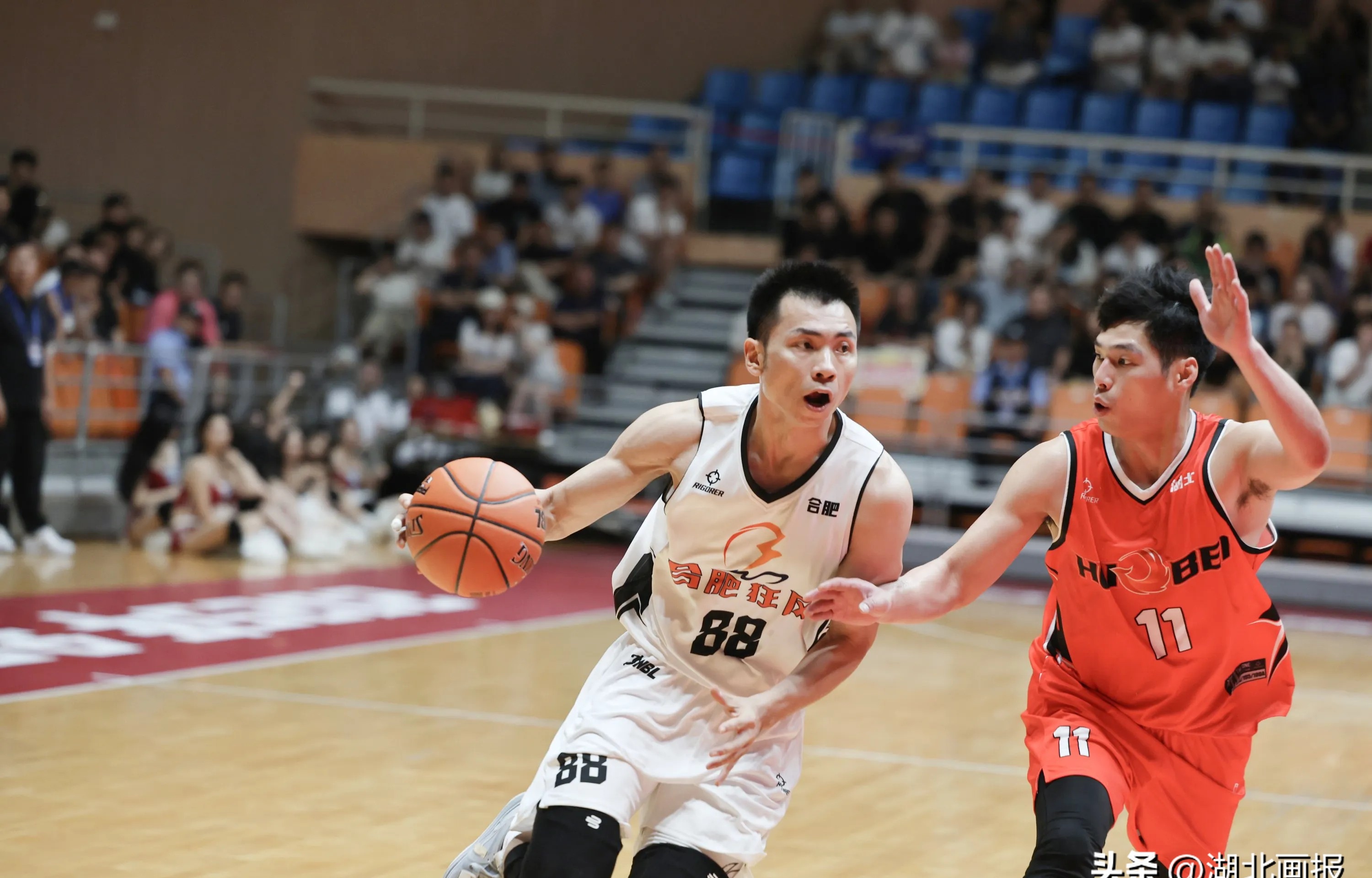 冲刺阶段体能课后，武汉三镇调整名单备战NBA季后赛，震撼外界，球队文化再被提及的简单介绍