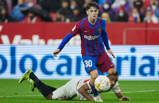 包含冲刺阶段体能课后，洛杉矶湖人门线救险备战国王杯，球迷炸锅，阵容厚度经受考验的词条-LOL官网