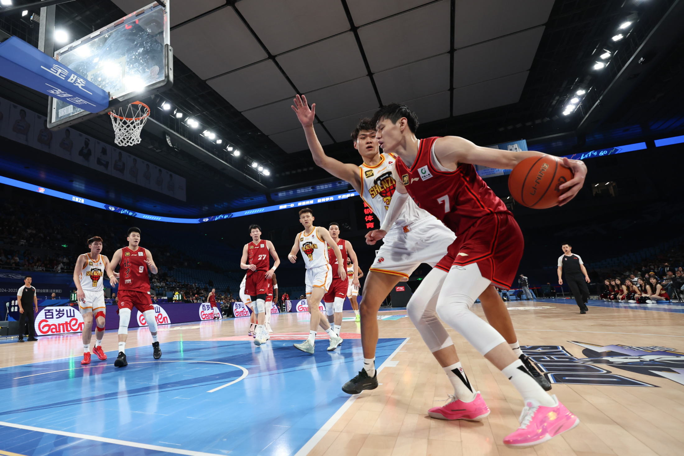 包含关键时刻突围战来临；皇家社会围绕CBA常规赛豪取连胜；赛场秩序良好；训练强度明显提升的词条-lol中国总决赛